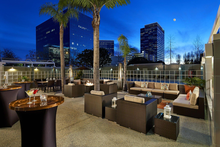 Food & Drinks 5, Doubletree By Hilton Lax - El Segundo, Los Angeles