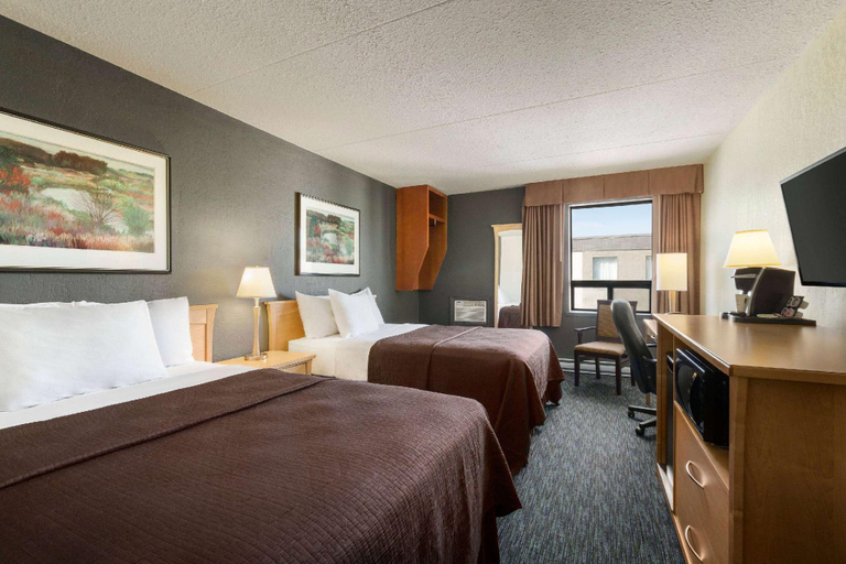 Bedroom 4, Travelodge By Wyndham Edmonton West, Division No. 11