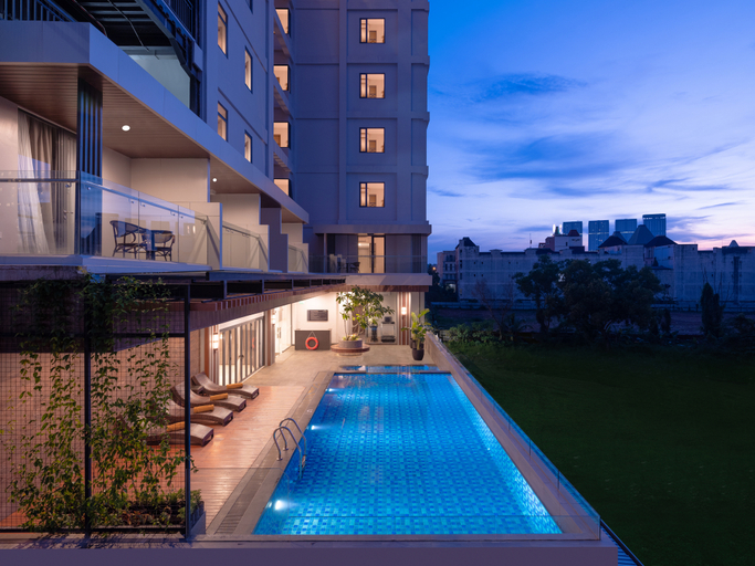 Sport & Beauty 2, Hotel Santika Batam, Batam