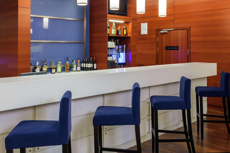 Food & Drinks 5, Hampton by Hilton Warsaw Airport, Warsaw