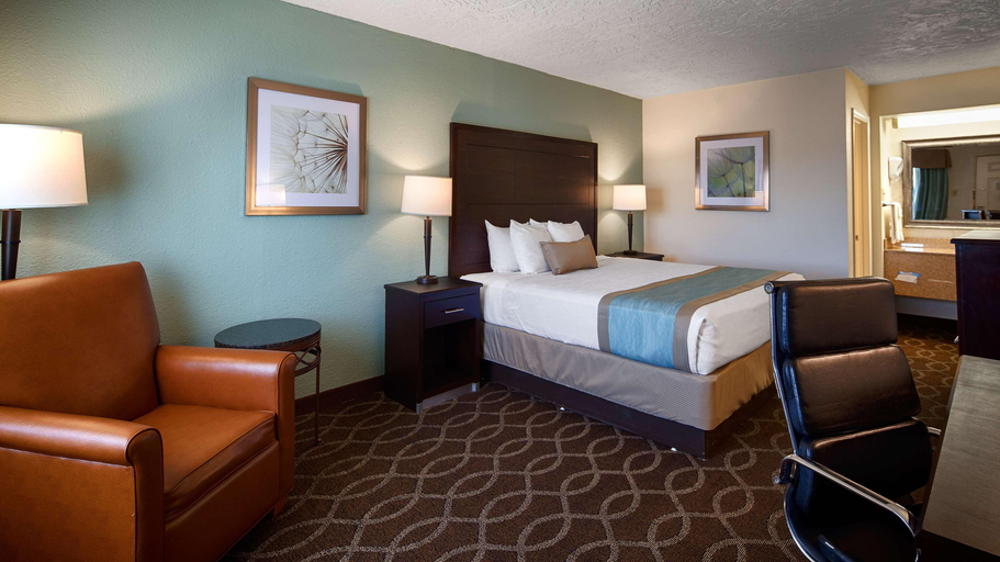 Bedroom 3, Quality Inn Clinton North, Van Buren