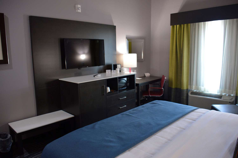 Bedroom 3, Best Western Plus Airport Inn, Caddo