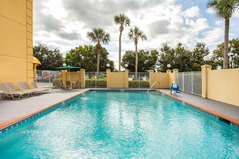 Sport & Beauty 5, La Quinta Inn & Suites Melbourne Viera, Brevard