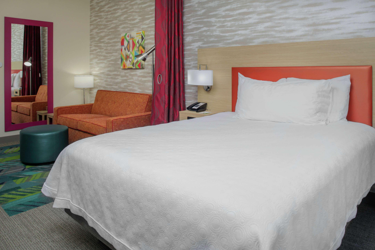 Bedroom 3, Home2 Suites by Hilton Fort Collins, Larimer