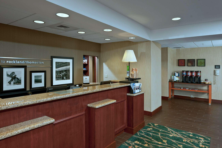 Public Area 3, Hampton Inn & Suites Rockland, Knox