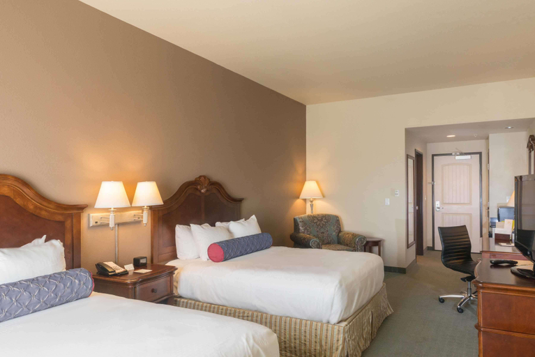 Bedroom 3, DoubleTree by Hilton Phoenix - Gilbert, Maricopa