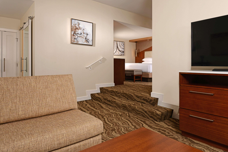 Bedroom 3, The Inverness Denver, a Hilton Golf & Spa Resort, Arapahoe