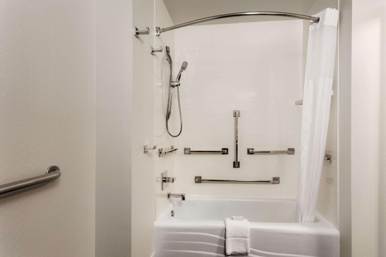 Bathroom 4, Hampton Inn Ft. Smith, Sebastian