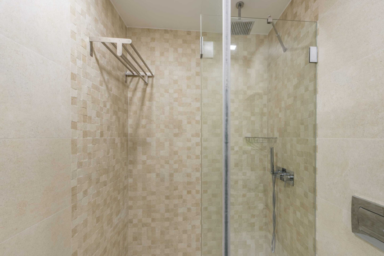 Bathroom 3, GuestReady - Gemini Apartment, Porto