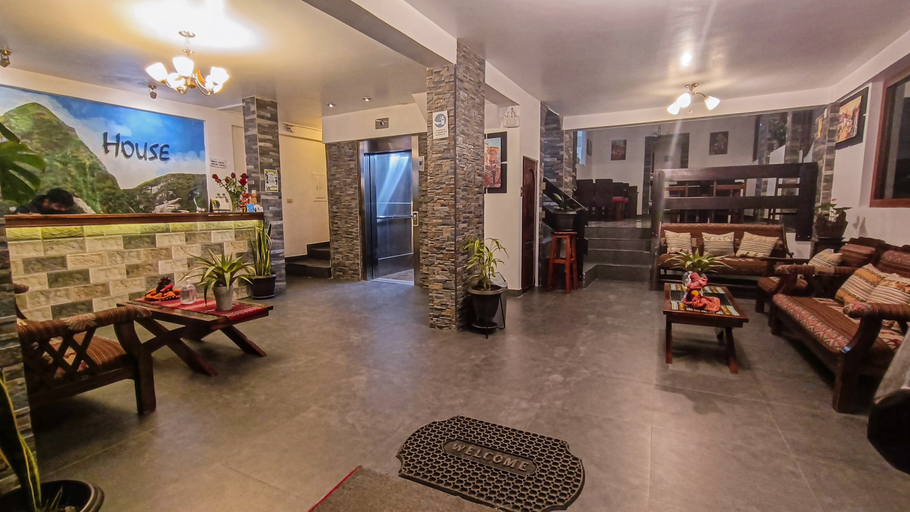Public Area 4, Hotel MachuPicchu Adventure House, Urubamba