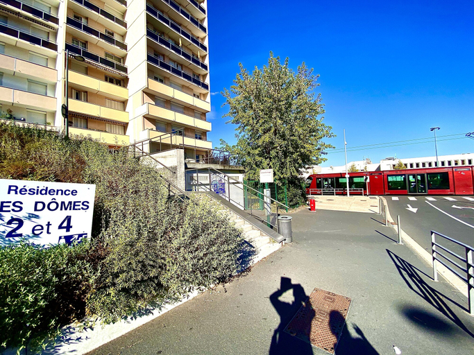 Exterior & Views 2, Meublé Les Dômes du Parc 6ème, Puy-de-Dôme