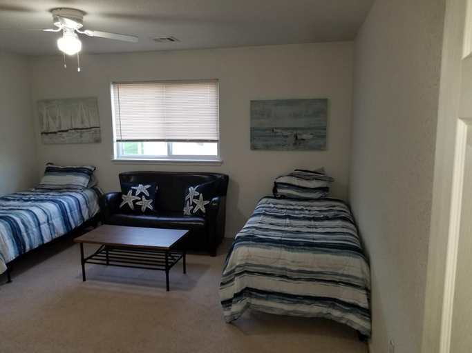 Bedroom 5, Mhk1216n Gbac Cert Professional Maintained, Riley