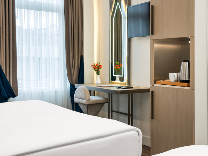 Bedroom 2, Adamar Hotel, Fatih