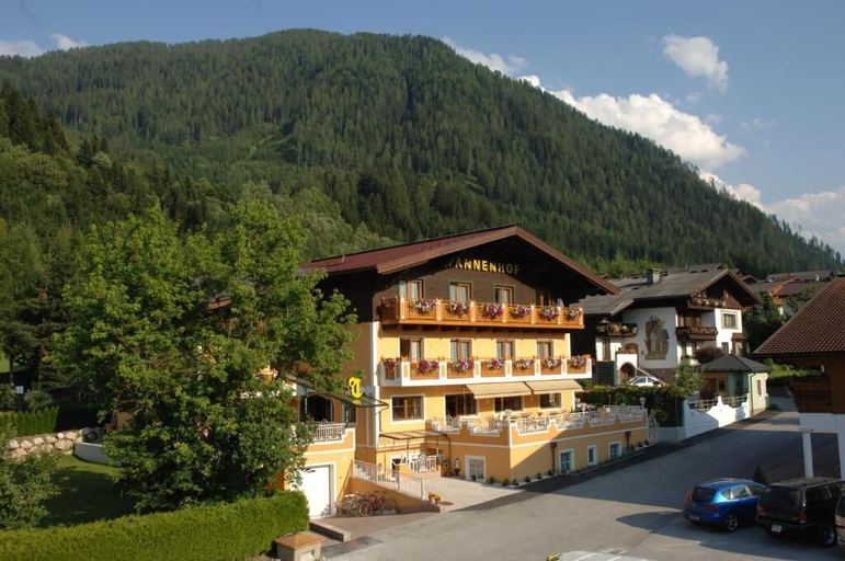 Exterior & Views 2, Hotel Garni Tannenhof, Sankt Johann im Pongau