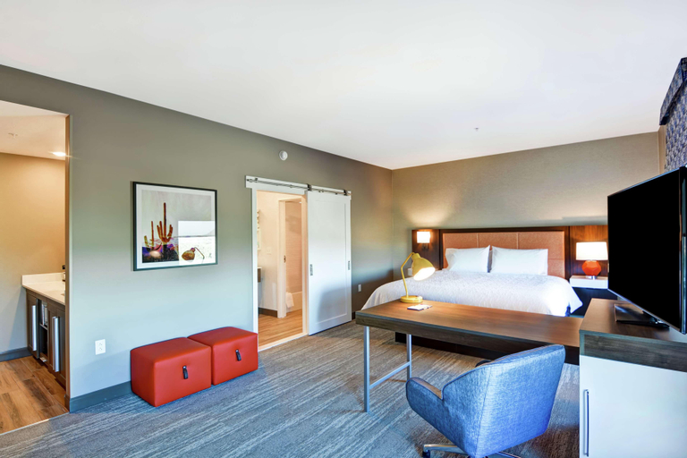 Bedroom 3, Hampton Inn & Suites Tucson Marana, Pima