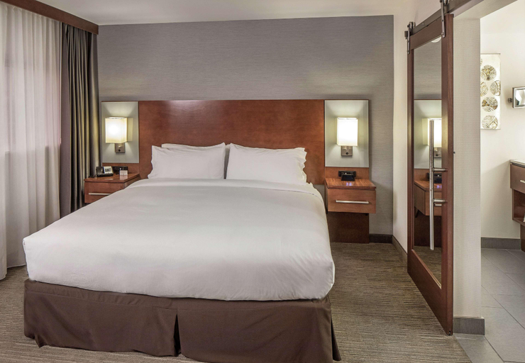 Bedroom 3, Doubletree By Hilton Omaha Southwest, Douglas