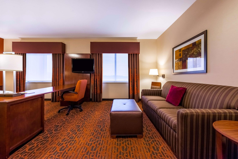Bedroom 3, Hampton Inn & Suites Boulder-North, Boulder