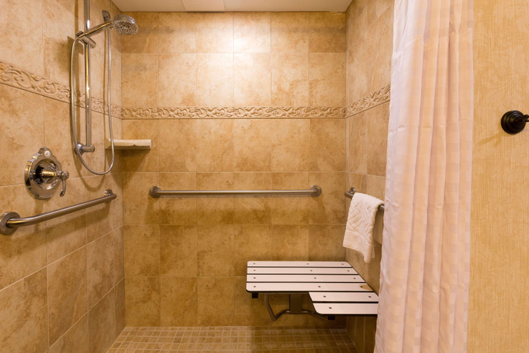 Bathroom 4, Doubletree by Hilton St. Augustine Historic Distri, Saint Johns