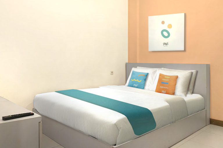 Sans Hotel Finest Medan - Tap to explore photos