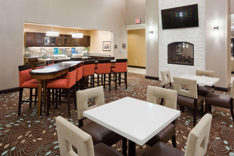 Food & Drinks 5, Homewood Suites by Hilton Davenport, Scott