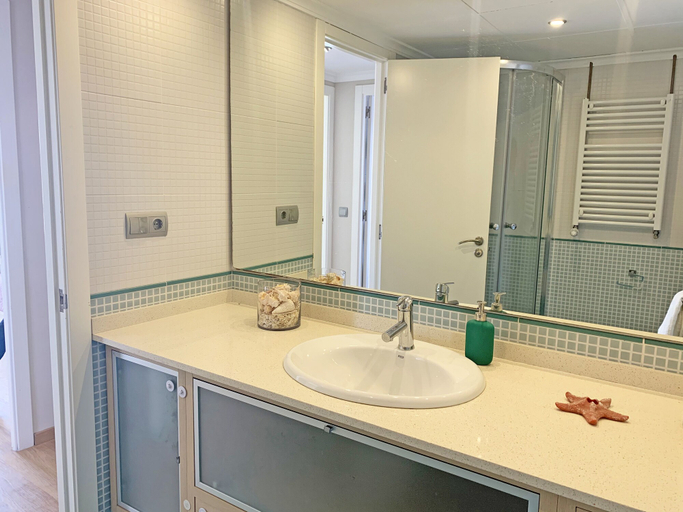 Bathroom 4, Apartamentos Castillo Peniscola 3000, Castellón
