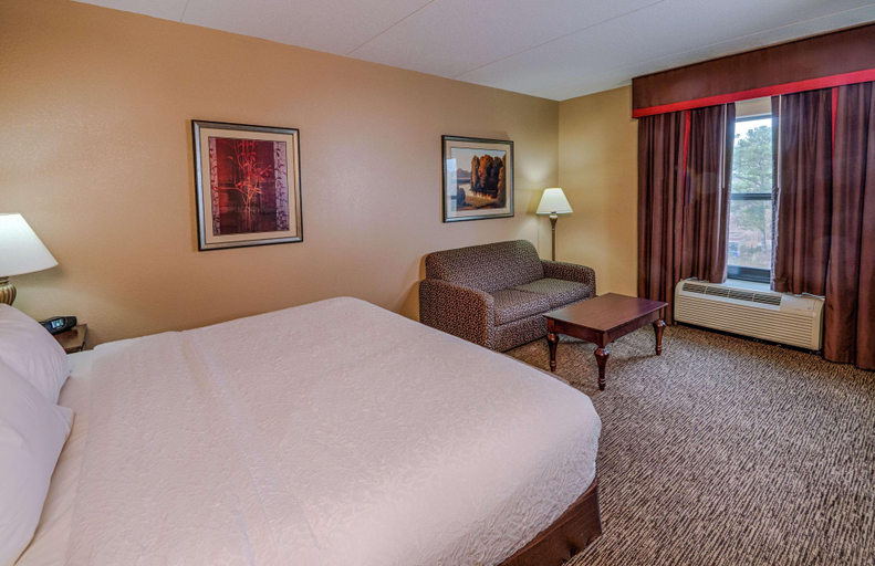 Bedroom 3, Hampton Inn Spring Lake - Ft. Bragg, Cumberland