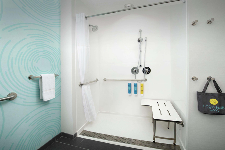 Bathroom 4, Tru by Hilton Lubbock Southwest, Lubbock