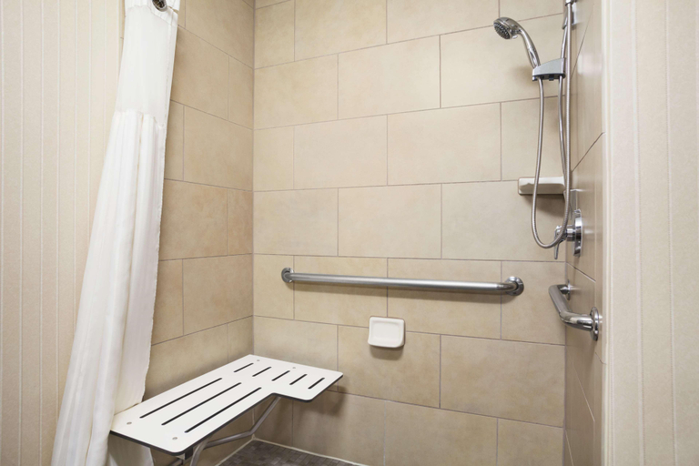 Bathroom 5, DoubleTree by Hilton Dallas - DFW Airport North, Irving