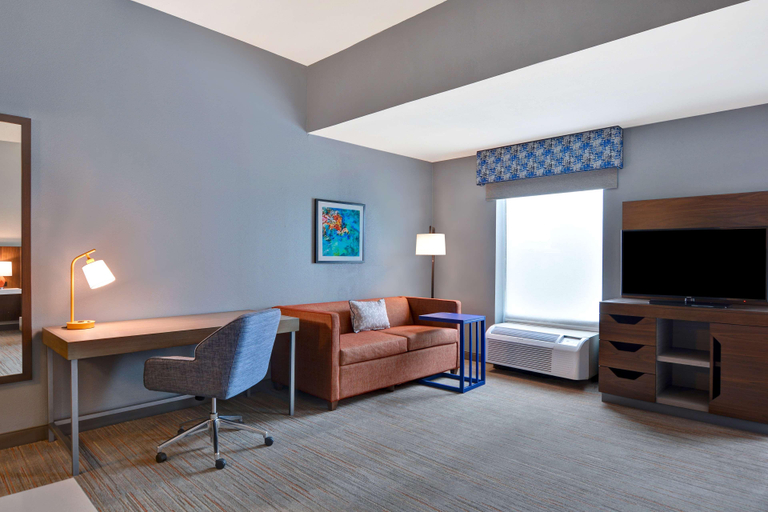 Bedroom 3, Hampton Inn Clearwater/St. PetersburgUlmerton Rd, Pinellas