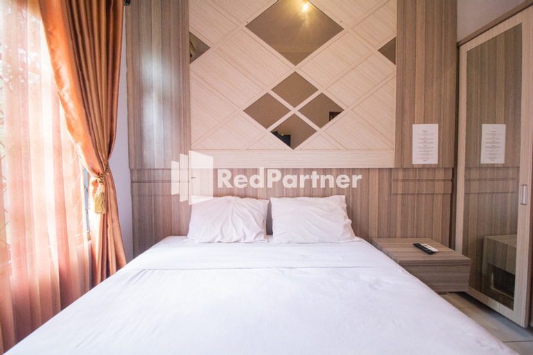 Bedroom 3, The Doctor Guest House Syariah RedPartner near Pakuwon Mall Yogyakarta, Yogyakarta