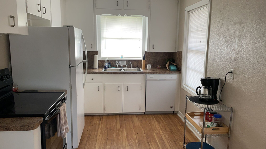 Others 5, Your Sweet Home in Houston, Galveston