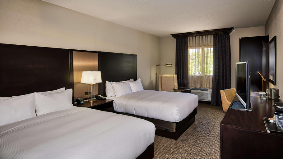 Bedroom 3, DoubleTree by Hilton Port Huron, Saint Clair