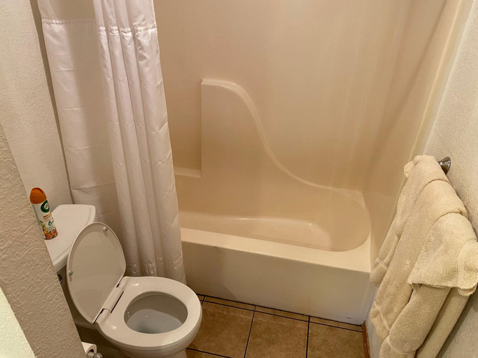 Bathroom 3, Woodpecker 14-2 by Dreams2reality Vacations, Stone
