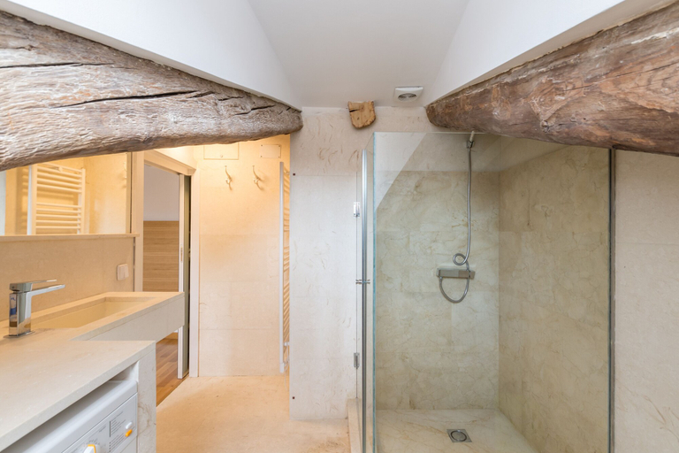 Bathroom 4, Apartamento Chueca Duplex II en Madrid, Madrid