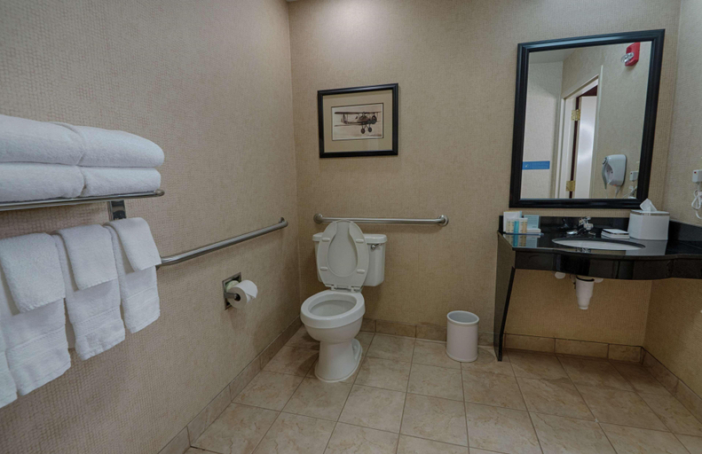 Bathroom 4, Hampton Inn Spring Lake - Ft. Bragg, Cumberland