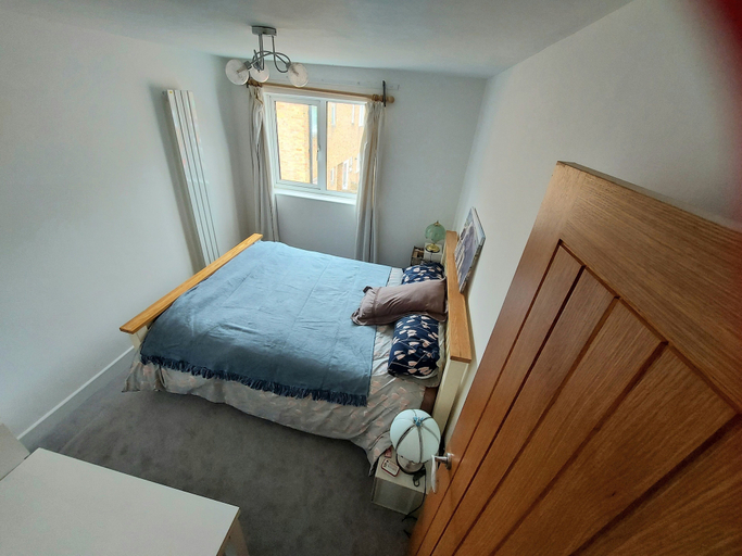 Bedroom 2, Modern 4 Bed 3 Bath House - 4 Groups with FREE Parking - Central London, London