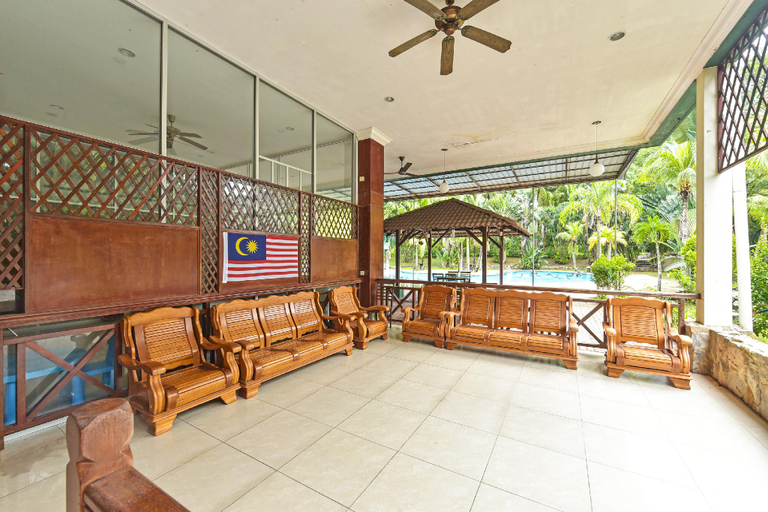 Public Area 2, Teluk Batik Holiday Apartment, Manjung
