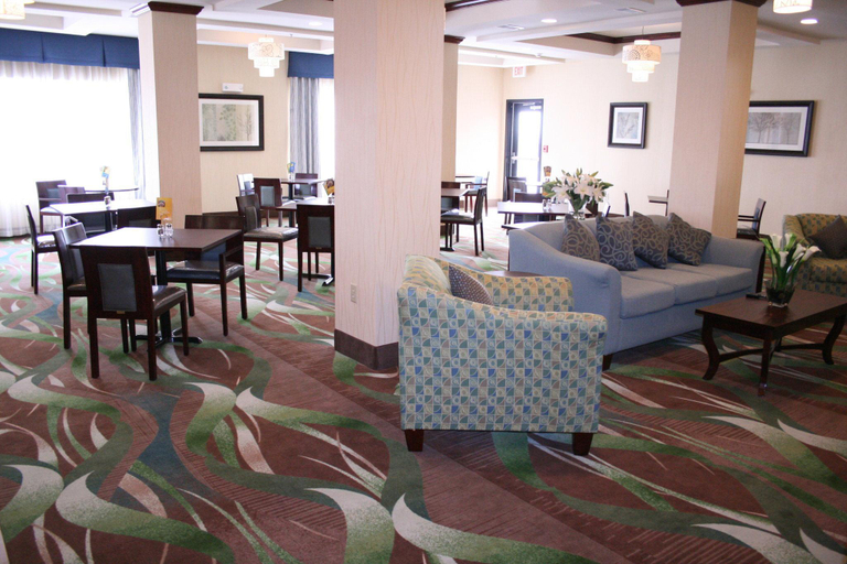 Public Area 2, Holiday Inn Express Pratt By IHG, Pratt