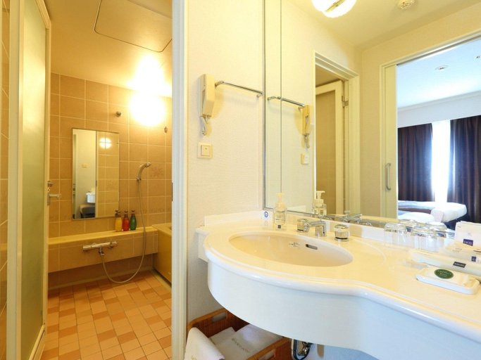 Bathroom 5, Hakata Excel Hotel Tokyu, Fukuoka