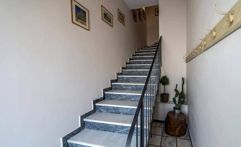 Public Area 3, The Mansion, Peloponnese