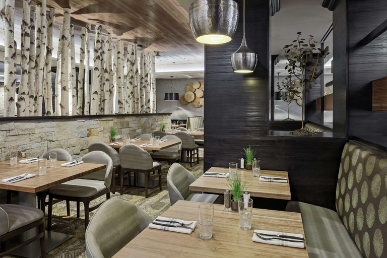 Food & Drinks 5, DoubleTree by Hilton Denver, Denver