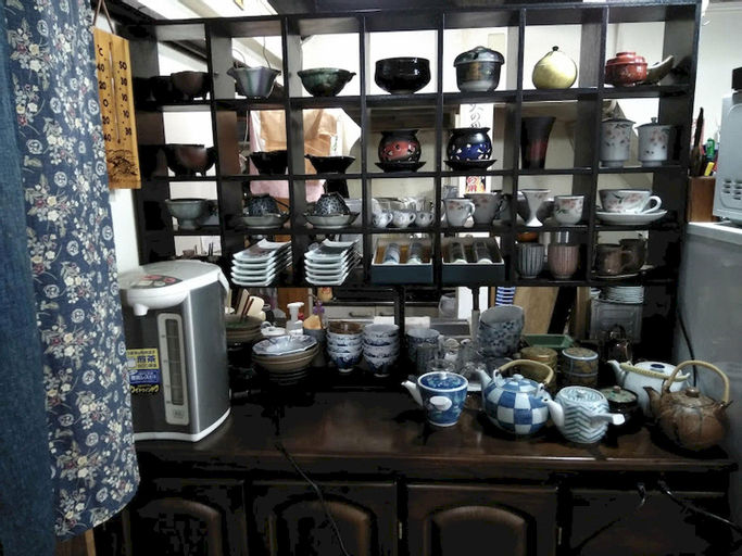 Food & Drinks 4, Arita Guesthouse, Arita