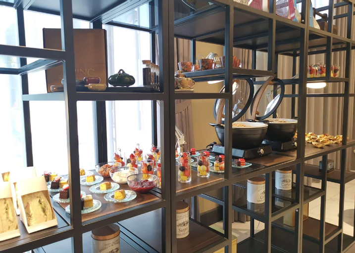 Food & Drinks 6