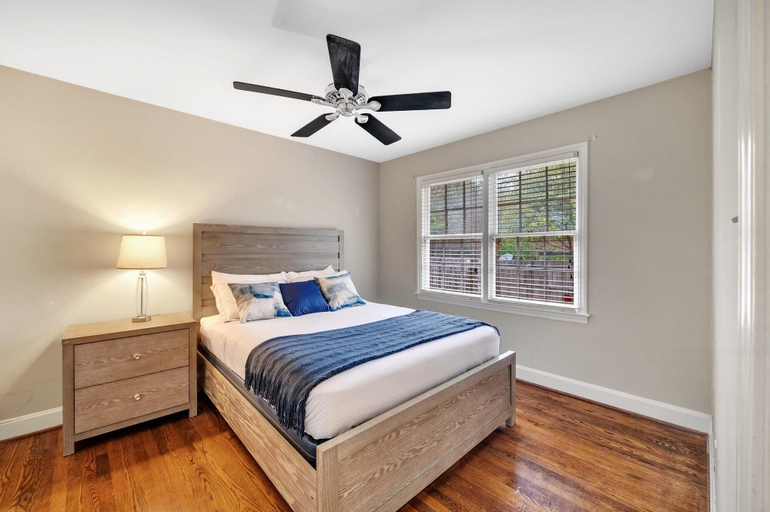 Bedroom 3, Modern 2BR Duplex- Minutes From Uptown Charlotte, Mecklenburg