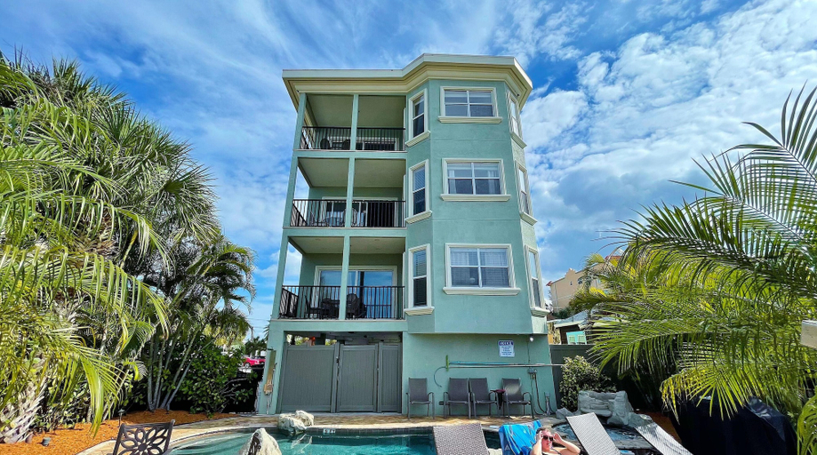 Exterior & Views, On the Rocks by Teeming Vacation Rentals, Pinellas