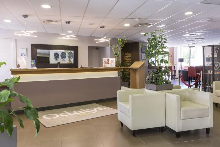 Public Area 4, Zenitude Swiss Apparthotels, Ain