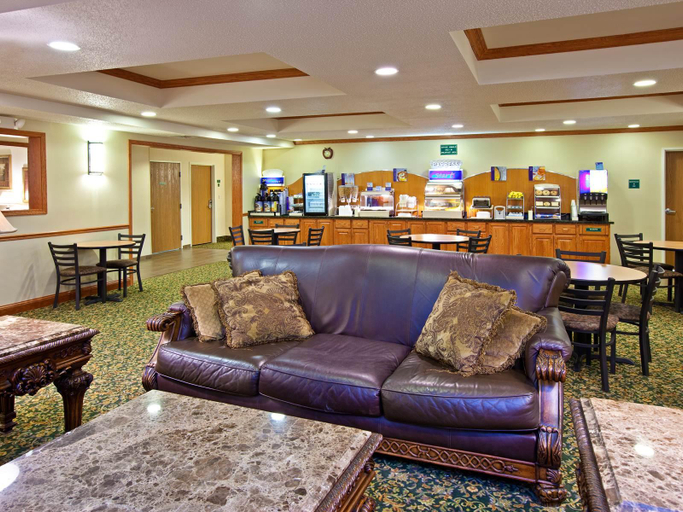 Public Area 3, Holiday Inn Express & Suites LOGAN by IHG, Logan