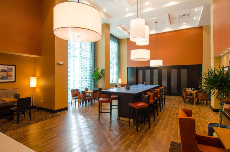 Public Area 3, Hampton Inn & Suites Huntsville, Walker