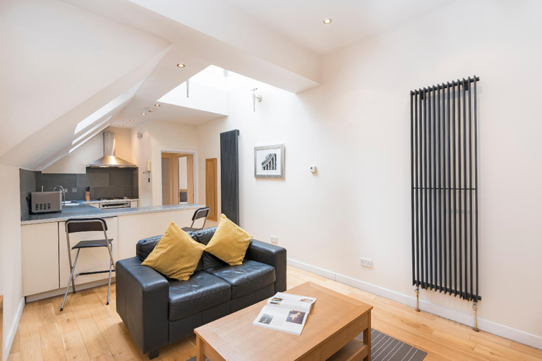 Others 5, St.Paul's by Excel Apartments, London