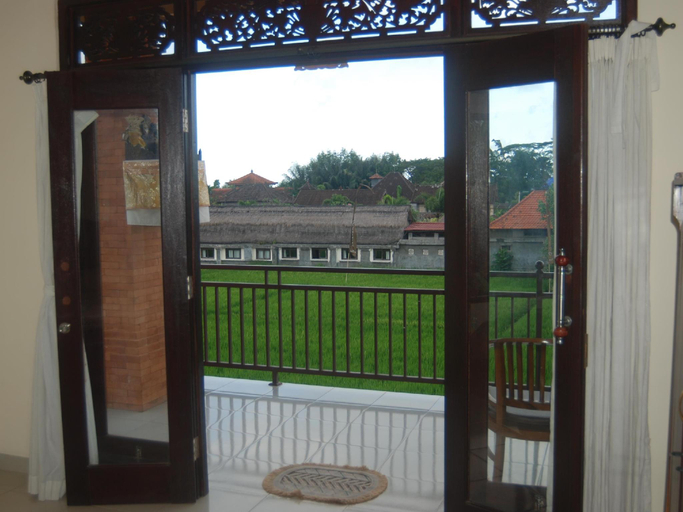 Others 3, adi santia bungalows, Gianyar